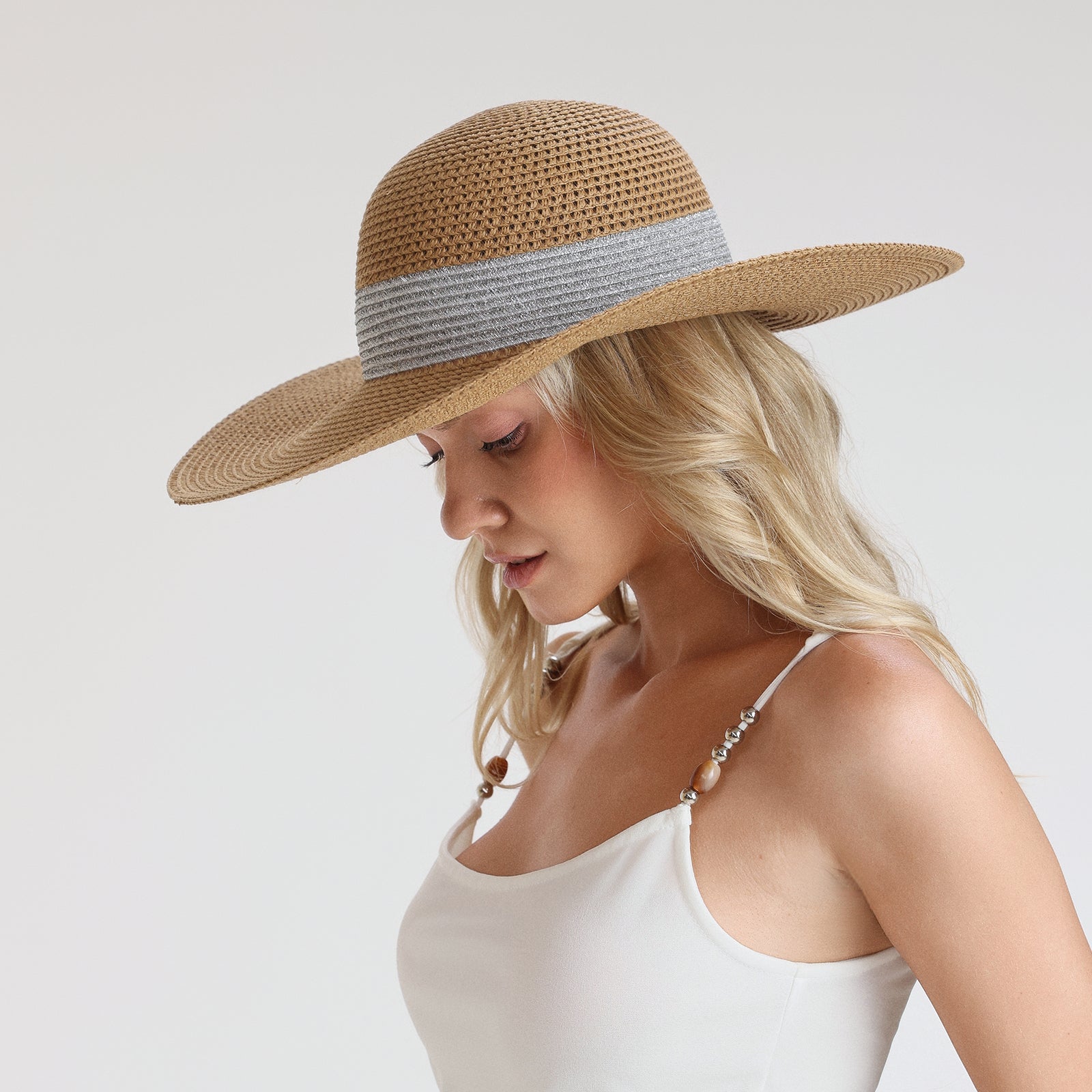 Women’s Paper Straw Sun Hat with Wide Brim and UPF 50+ Sun Protection