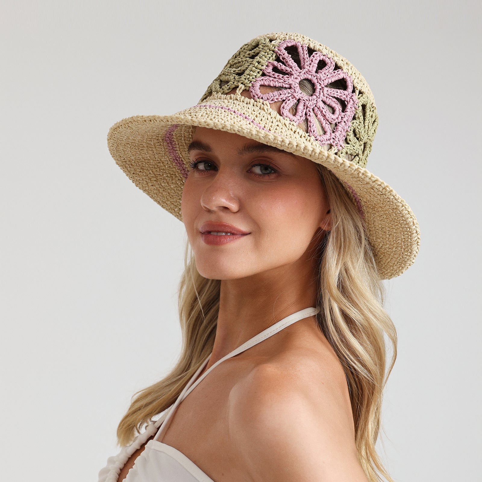 Wholesale Women's Paper Straw Bucket Hat with Wide Brim and UPF 50+ Sun Protection