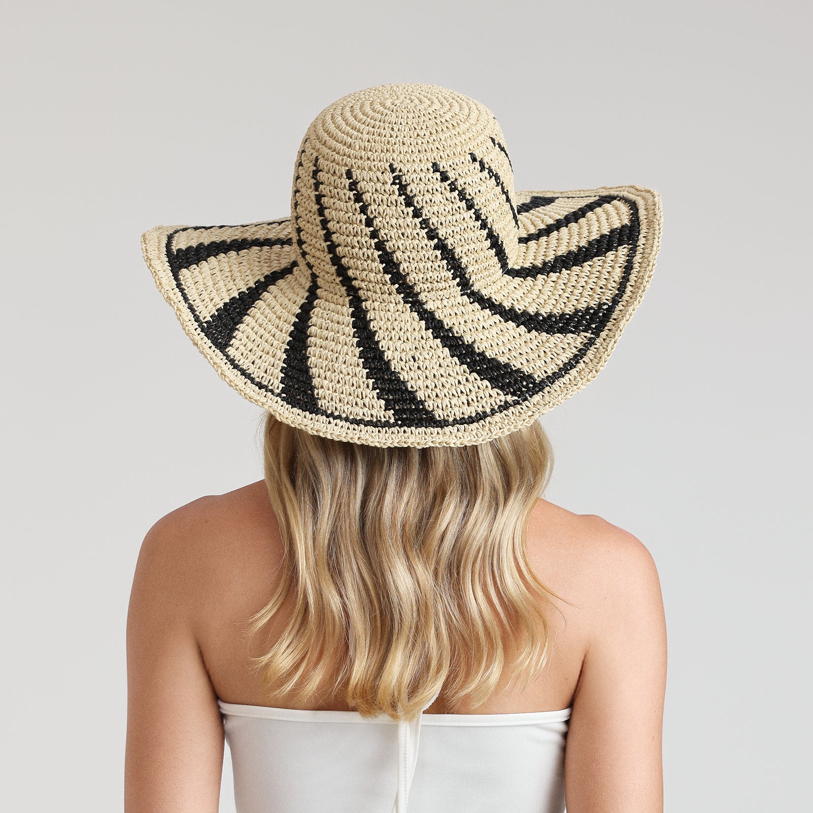 Women’s Paper Straw Sun Hat with Wide Brim and UPF 50+ Sun Protection