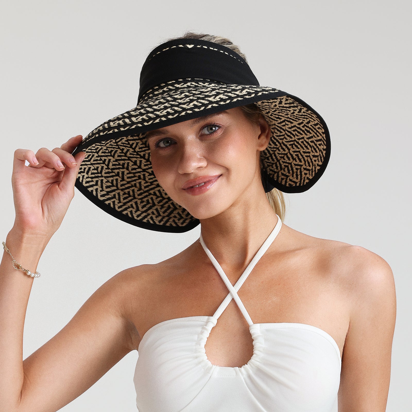 Women’s Paper Straw Sun Hat with Wide Brim and UPF 50+ Sun Protection
